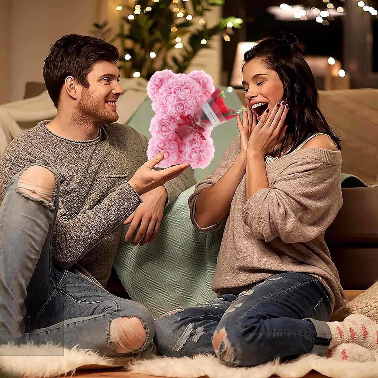 Rose Bear with Mini Bouquet - Gift Moment Family